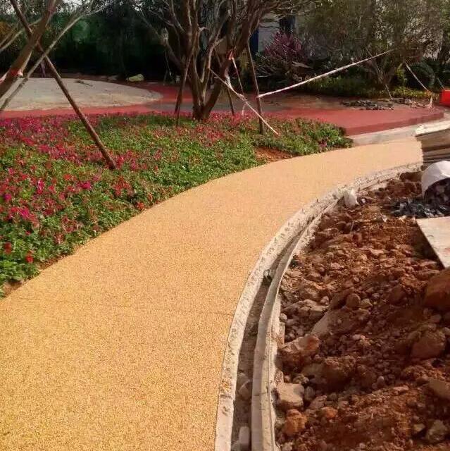 園林景觀設(shè)計(jì)的地面需要用到哪些鋪裝材料？